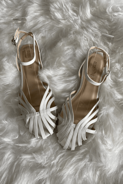 FLACHE GEWEBTE SANDALEN