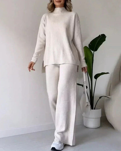Lola - Essentielles Set mit passendem Pullover